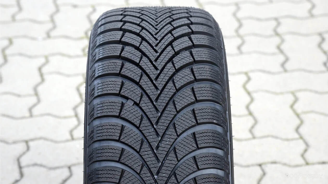 Maxxis WP6 Premitra Snow SUV 235/65R18 110H