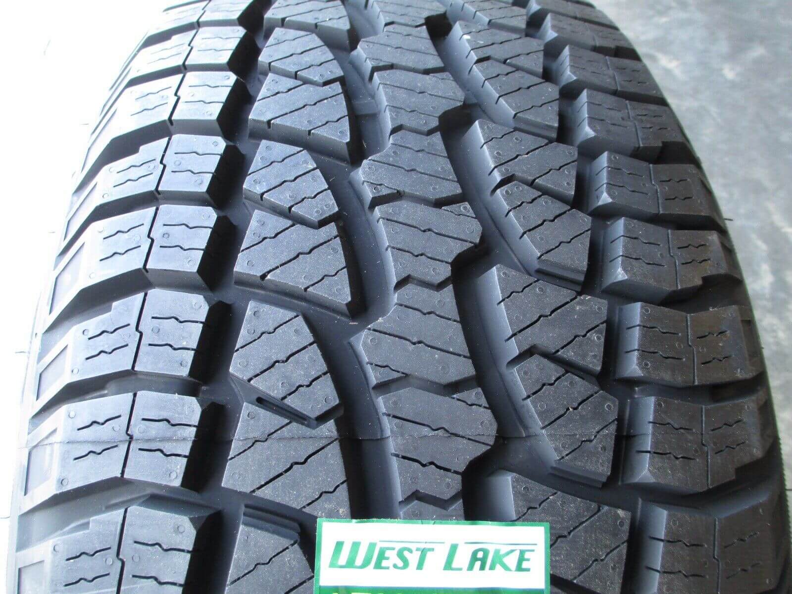 Westlake Tyres SL369 205/65R15 94H