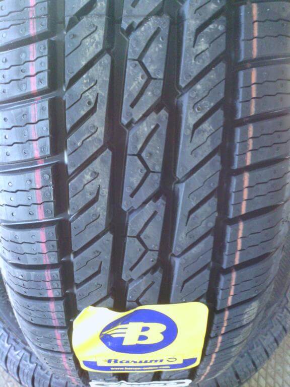 Barum Bravuris 4x4 235/75R15 109T