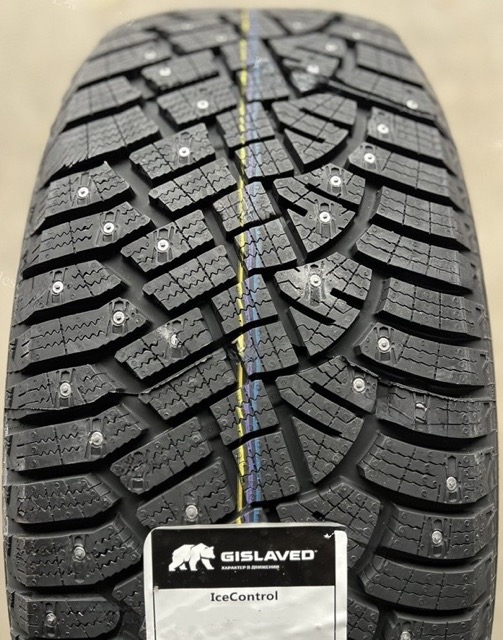 Gislaved IceControl 215/65R16 102T