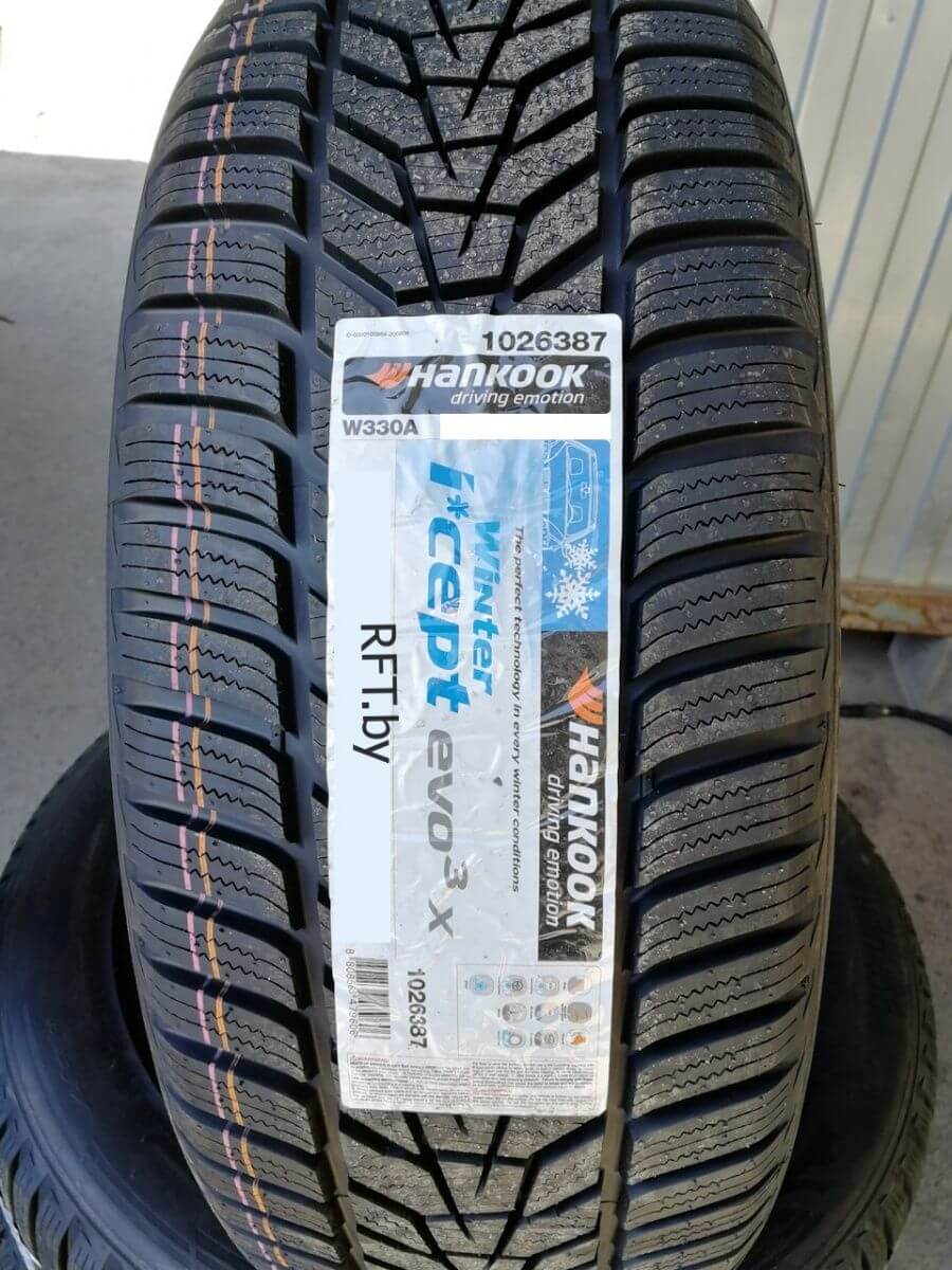 Hankook W330A i cept Evo3 235/60R18 107H