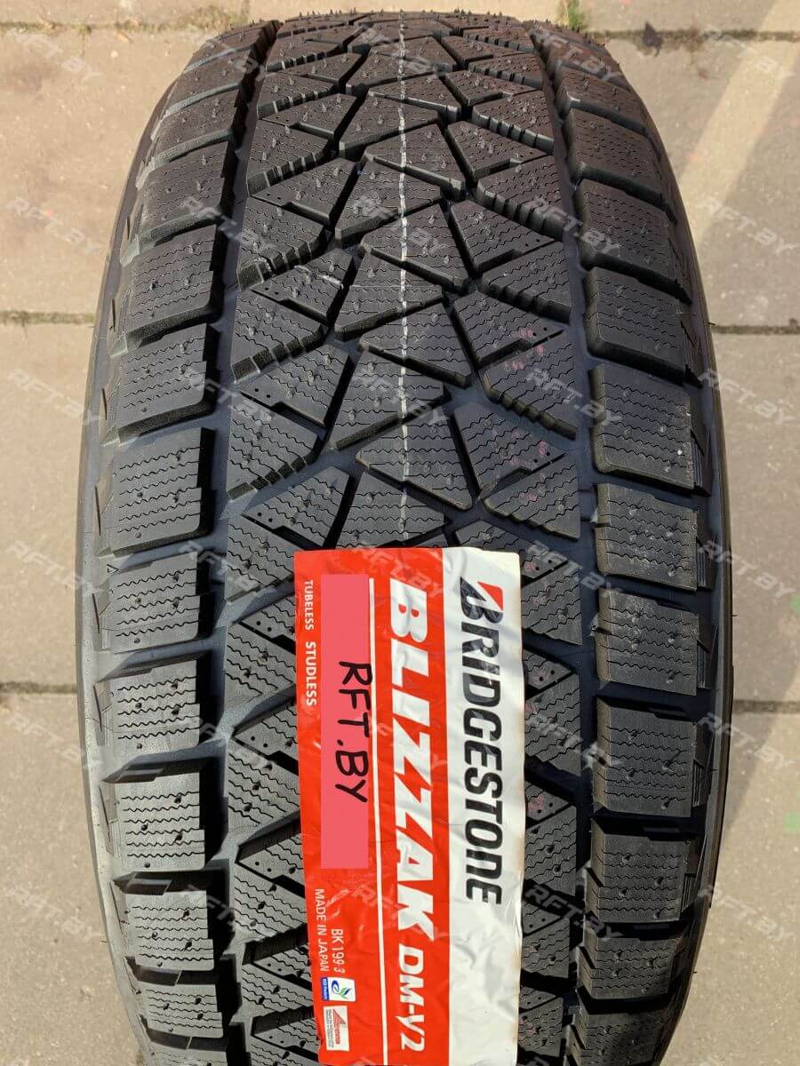 Bridgestone Blizzak DM-V2 275/50R20 113R