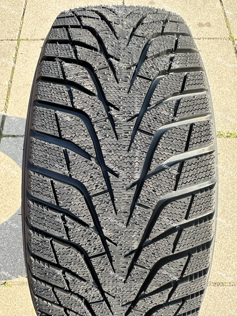 Hankook Winter i*cept IZ3 W636 225/40R18 92H