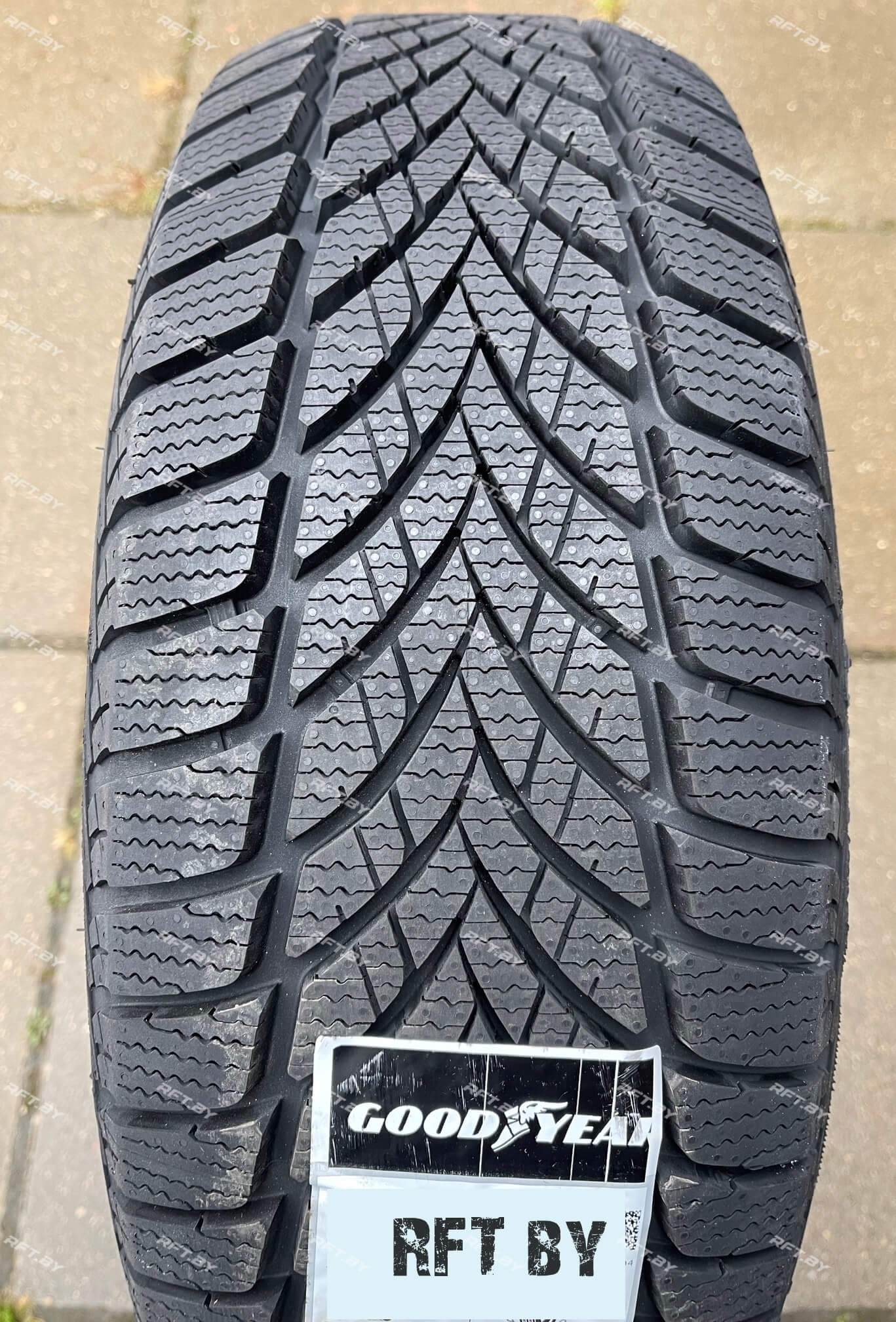 Goodyear UltraGrip Ice 2+ 245/45R20 103T