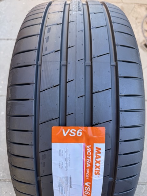 Maxxis VS6 Victra Sport 235/55R18 104Y