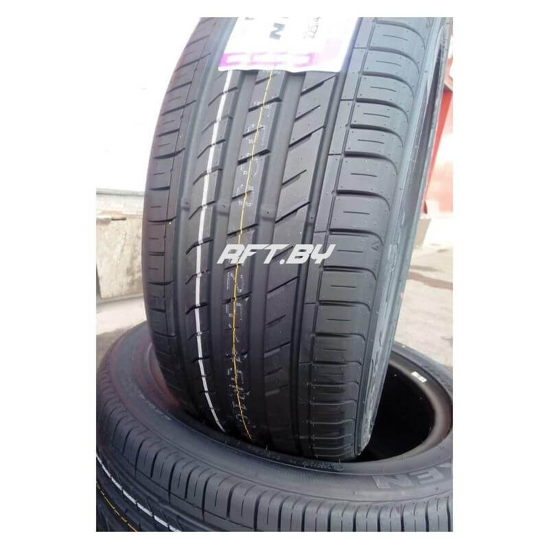 Roadstone N'Fera RU1 275/35R20 102Y