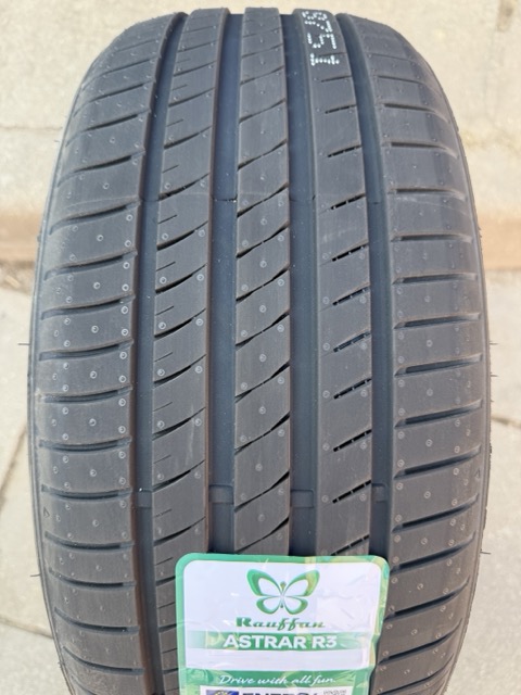 Rauffan Astrar R3 205/50R17 93W