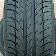 BFGoodrich G-Grip SUV 215/65R17 99V
