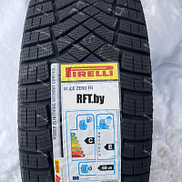 Pirelli Ice Zero FR 215/65 R17 103T