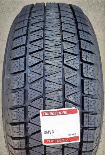 Bridgestone Blizzak DM-V3 275/70 R16 114R