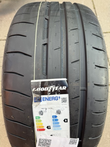 Goodyear Eagle F1 SuperSport R 285/30R20 99 Y