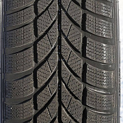 Maxxis Arctictrekker WP-05 165/60R15 81T