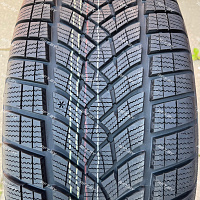 Goodyear Ultra Grip Ice SUV 225/55R19 103T