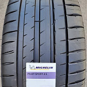 Michelin Pilot Sport 4 S 255/35 R22 99 Y