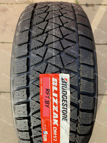 Bridgestone Blizzak DM-V2 235/55 R18 100T
